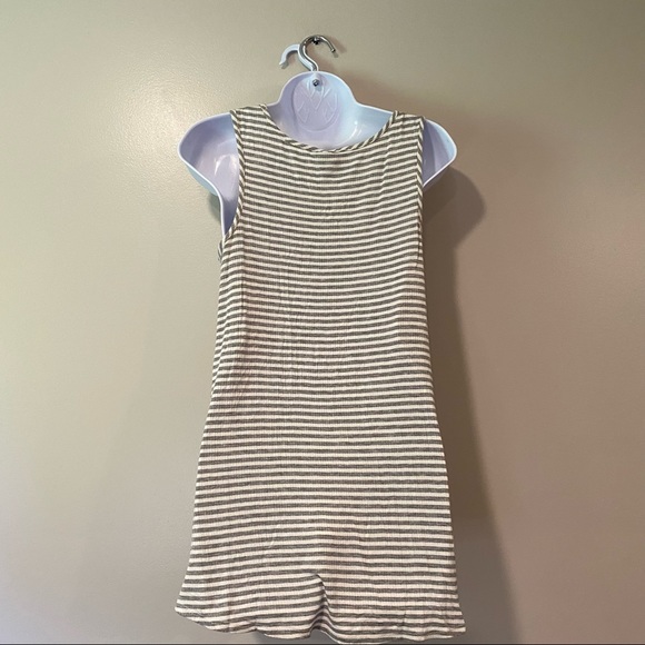 SALE: Bobeau Sz S Grey & White Stripped Tank - Picture 2 of 5